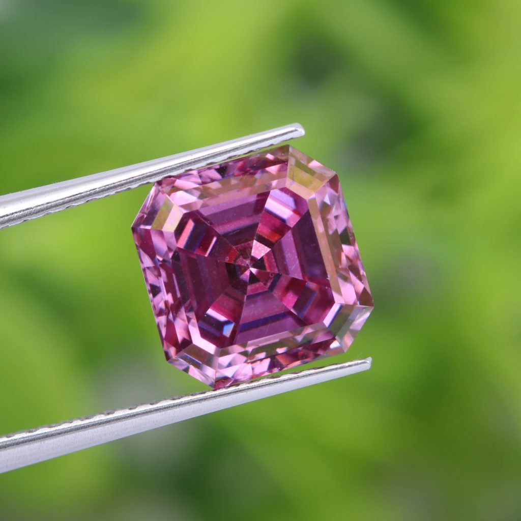 Pink Moissanite